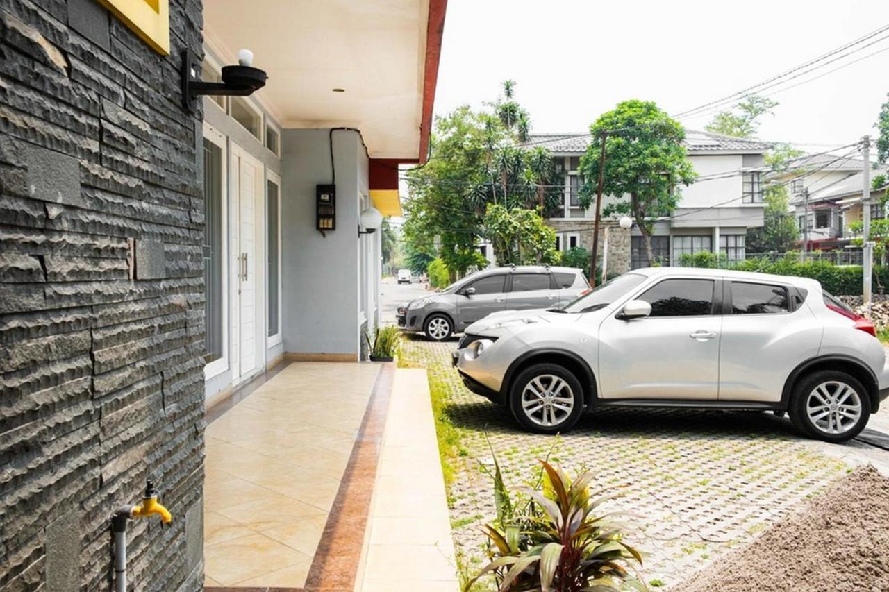 Reddoorz Near Siloam Karawaci 3 Ξενοδοχείο Τάνγκερανγκ Εξωτερικό φωτογραφία